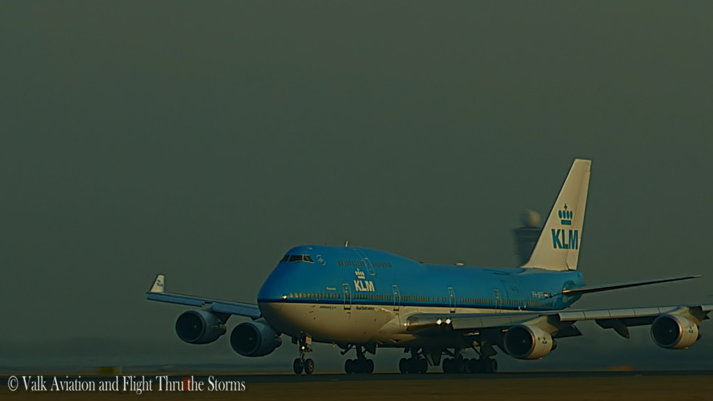 KLM Cpt B747  Peter Dekker @ Shanghai.Still004