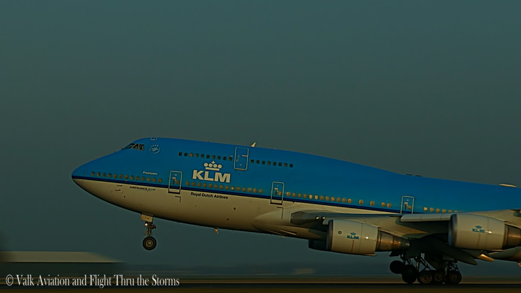 KLM Cpt B747  Peter Dekker @ Shanghai.Still007