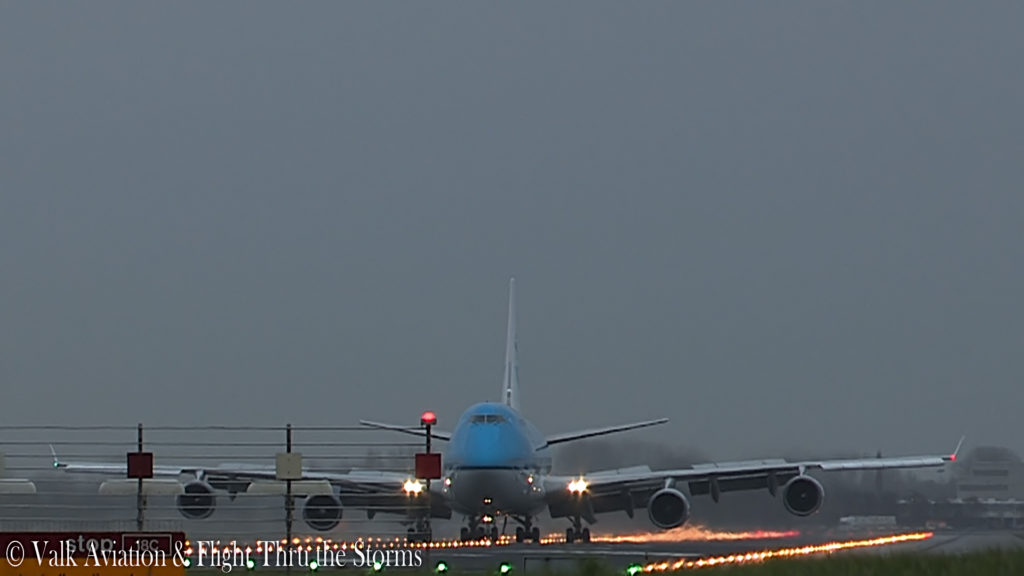 Last Flight of Captain Hans Klijn @ KLM B747.00_08_27_02.Still017