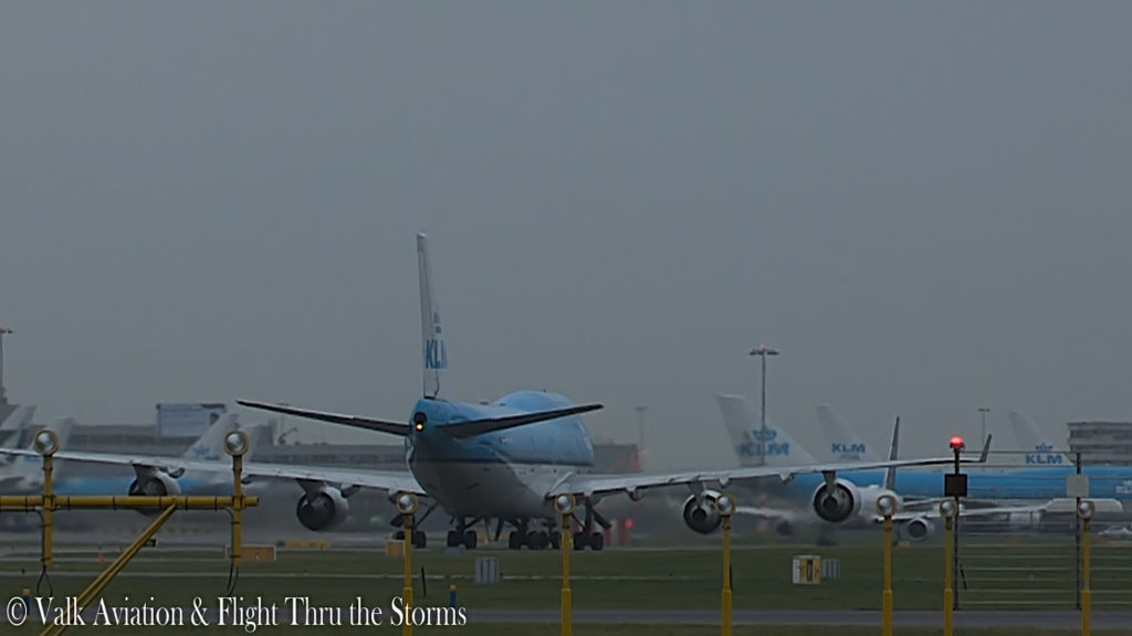 Last Flight of Captain Hans Klijn @ KLM B747.00_09_34_03.Still020