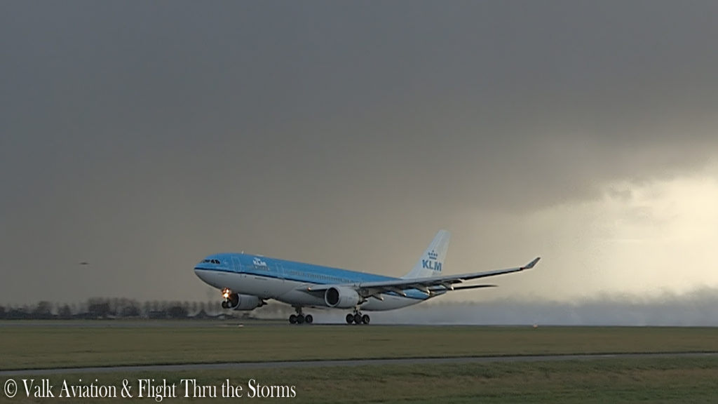 Last Flight of Captain Johan van der Sluis @ KLM A330.00_01_17_15.Still003