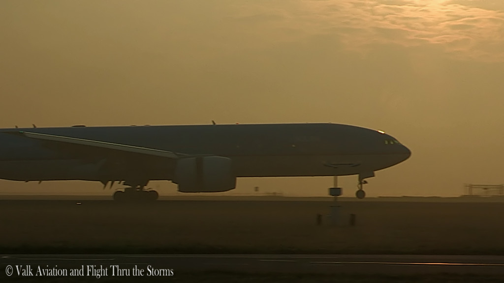 Last Flight of Charlot Engels @ Cpt KLM B777.Still014
