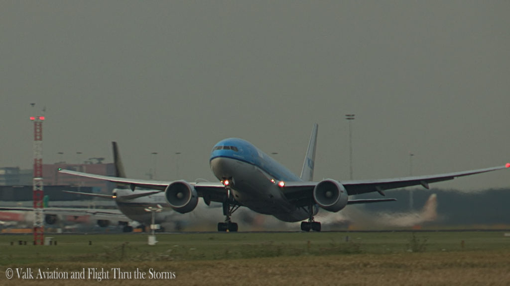 Last Flight of Cpt Wil Janssen @ KLM B777.Still002