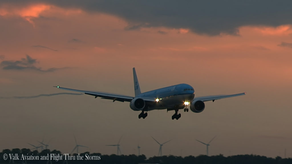 Last Flight of Cpt Wil Janssen @ KLM B777.Still021