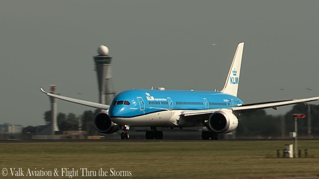 Last Flight of KLM Captain Ad Barla @ B777-789.00_02_30_02.Still005