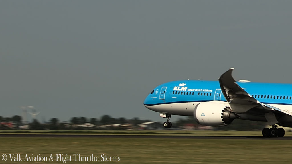 Last Flight of KLM Captain Ad Barla @ B777-789.00_02_37_08.Still008