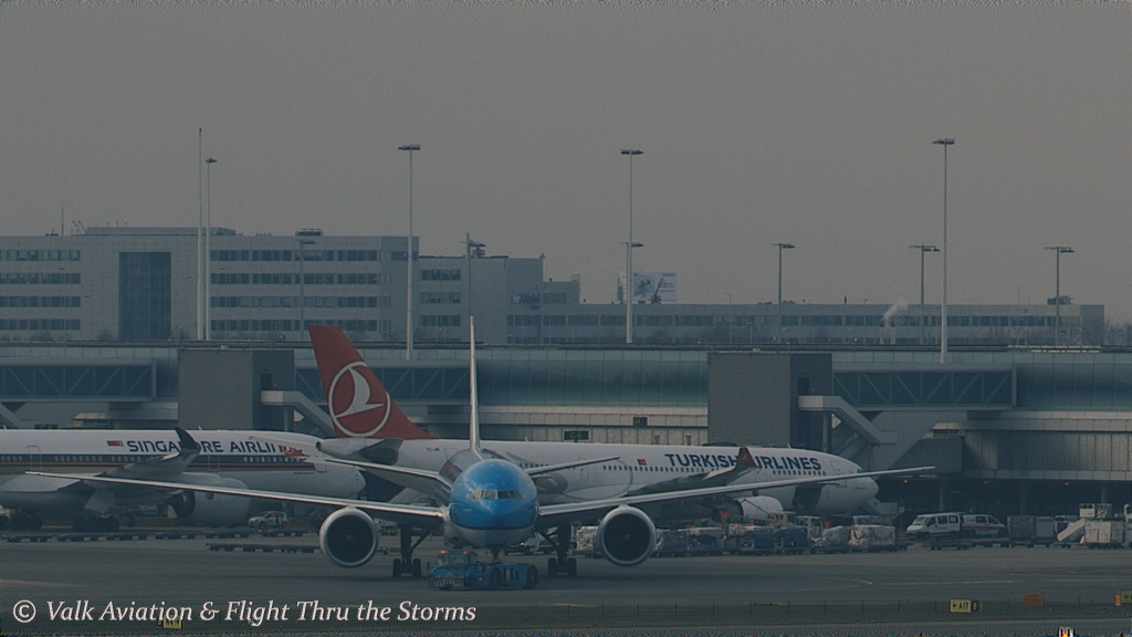 Last Flight of KLM Captain Bart Sier .00_01_35_03.Still006