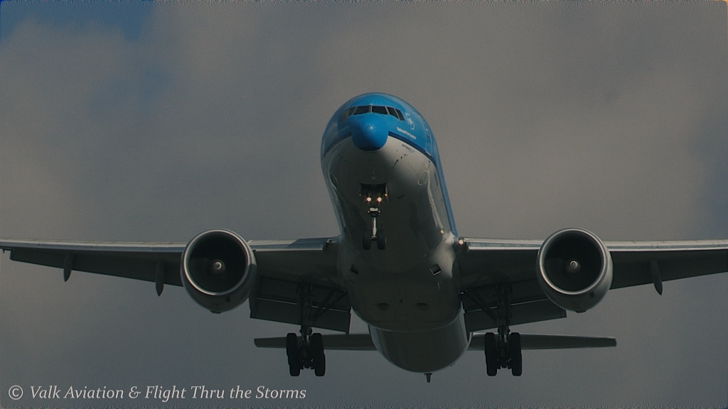 Last Flight of KLM Captain Bart Sier .00_13_59_07.Still033