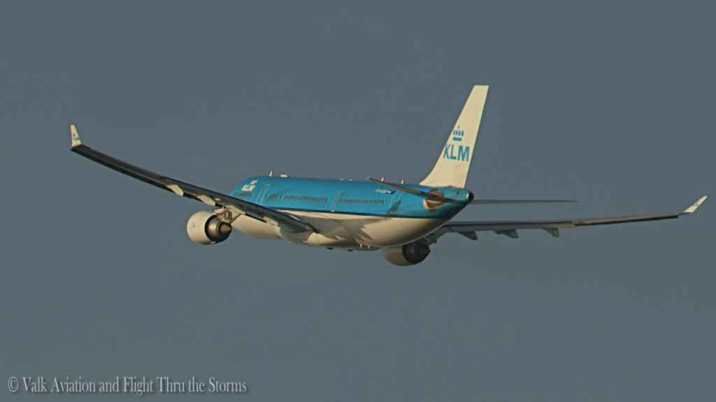 Last Flight of Ronald Aries @ Cpt KLM A330.Still009