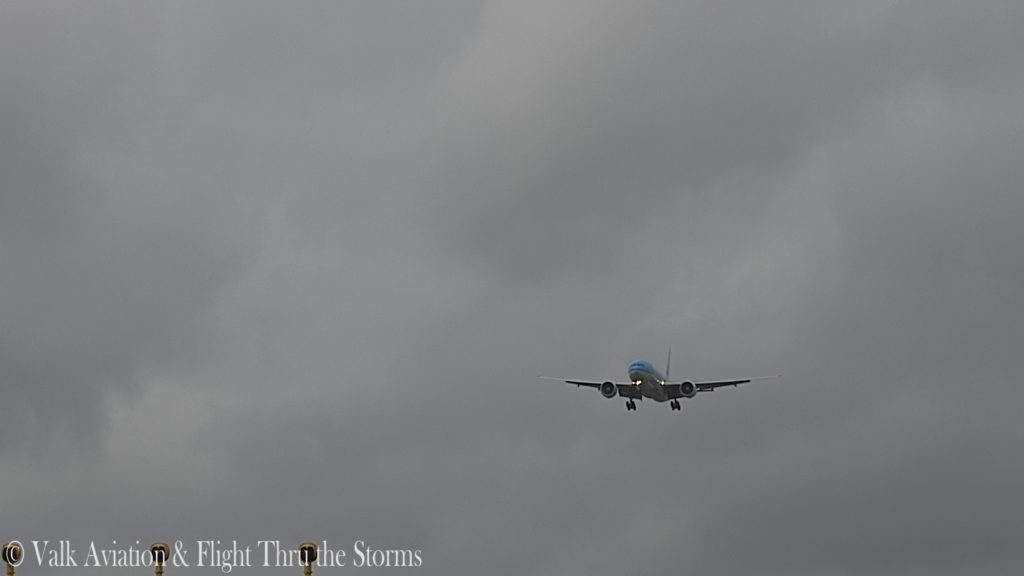 Last flight of Captain Paul Melkert @ KLM B777.00_04_54_12.Still011