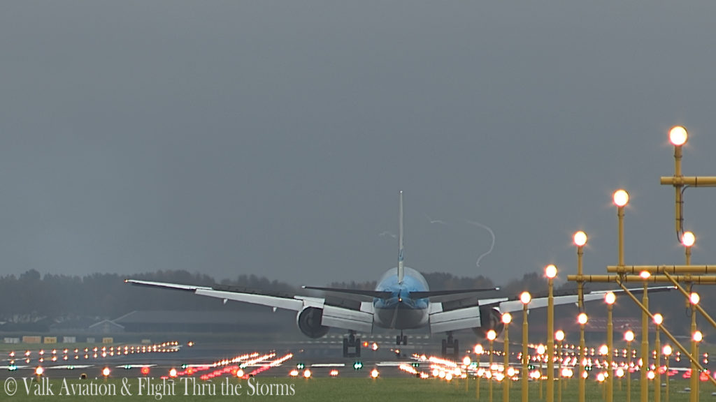 Last flight of Captain Paul Melkert @ KLM B777.00_05_38_12.Still019