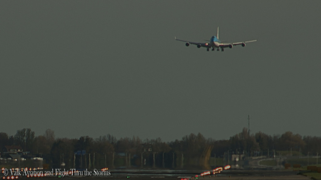 Last flight of Erik Stassen @ Cpt KLM B747.Still034