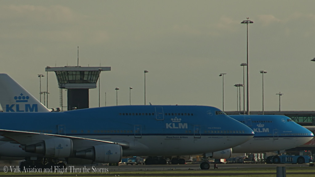Last flight of Erik Stassen @ Cpt KLM B747.Still040