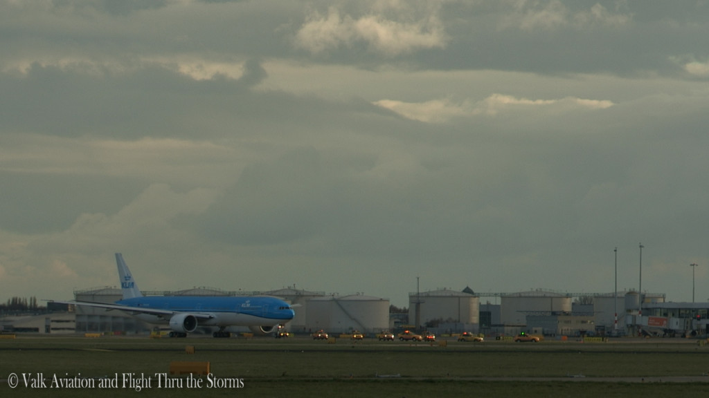 Last flight of Frans van Giersbergen @ Cpt KLM B777.Still006