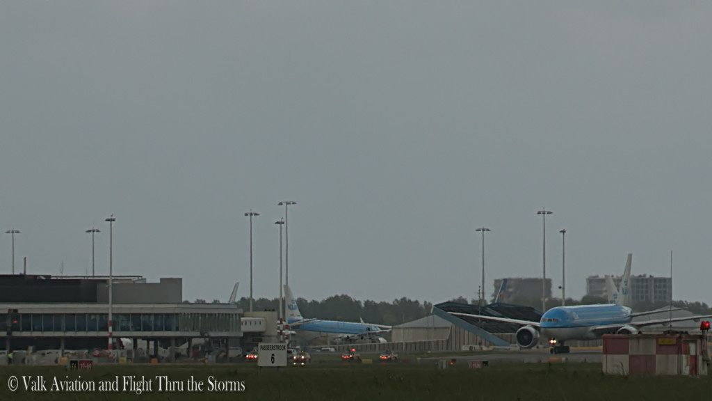 Last flight of Remco Emanuel @ Cpt KLM B777.Still058